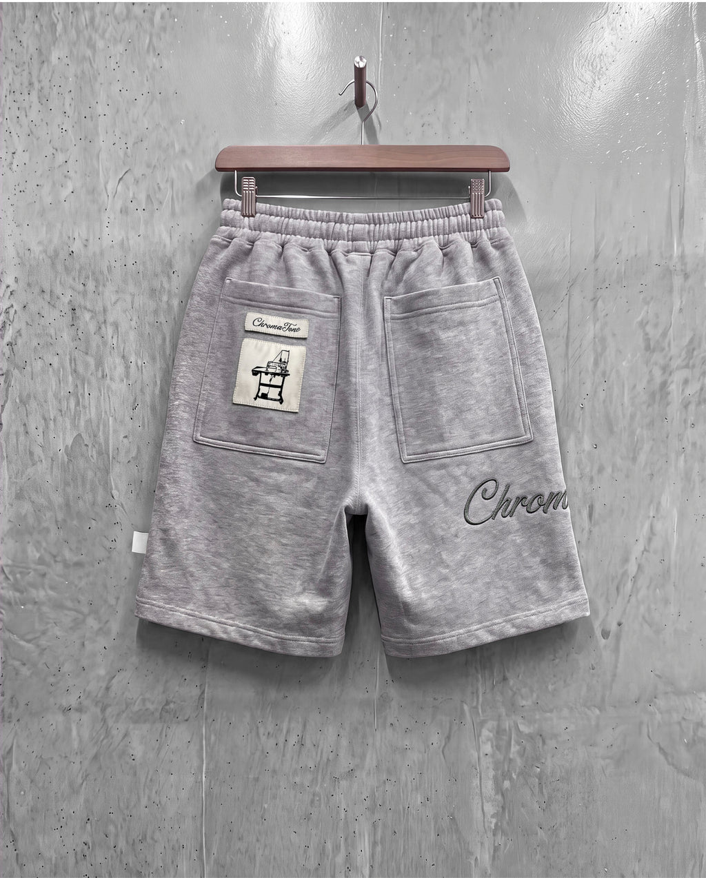 EMBROIDERED SWEATSHORTS [STONE]