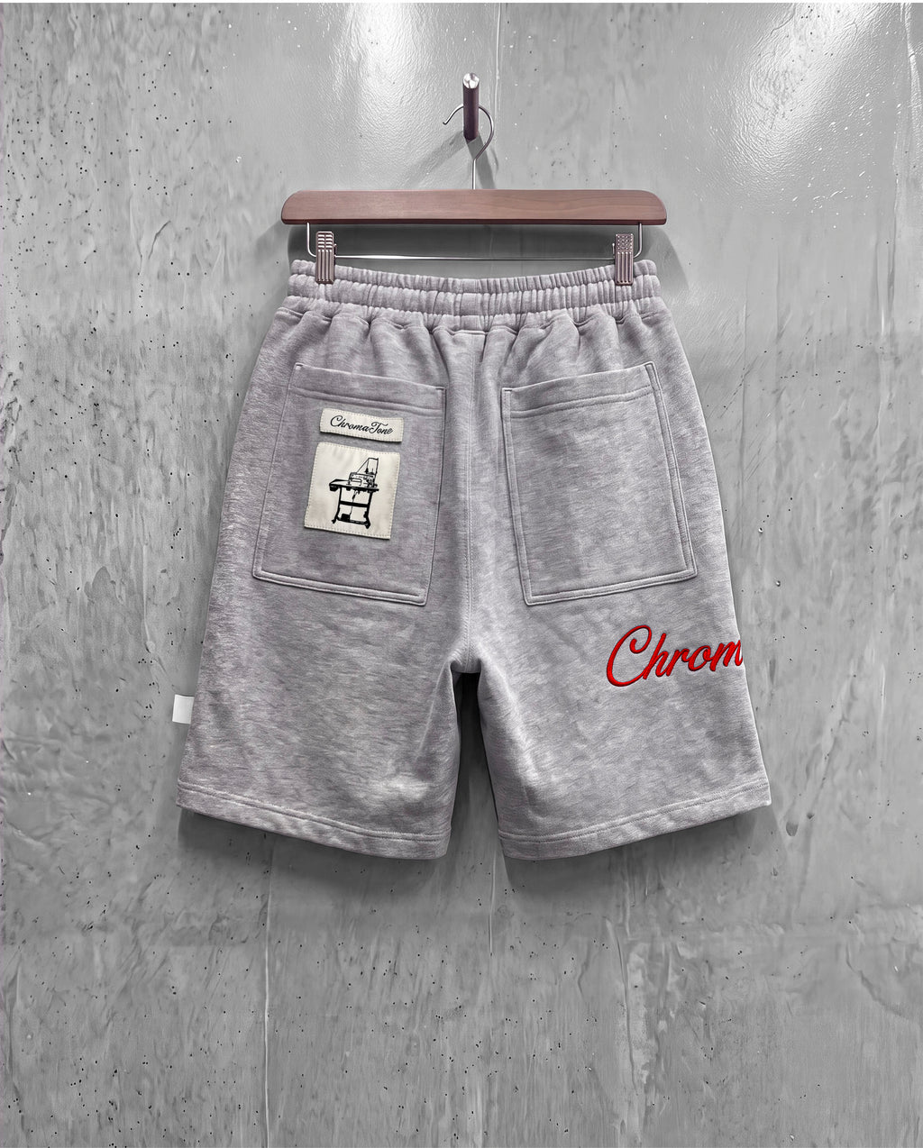 EMBROIDERED SWEATSHORTS [RUBY]