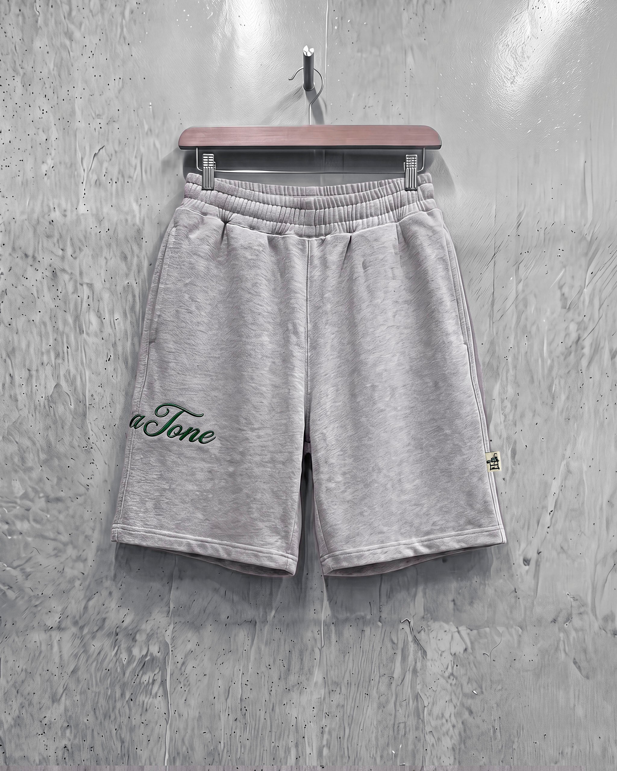 EMBROIDERED SWEATSHORTS [EMERALD]