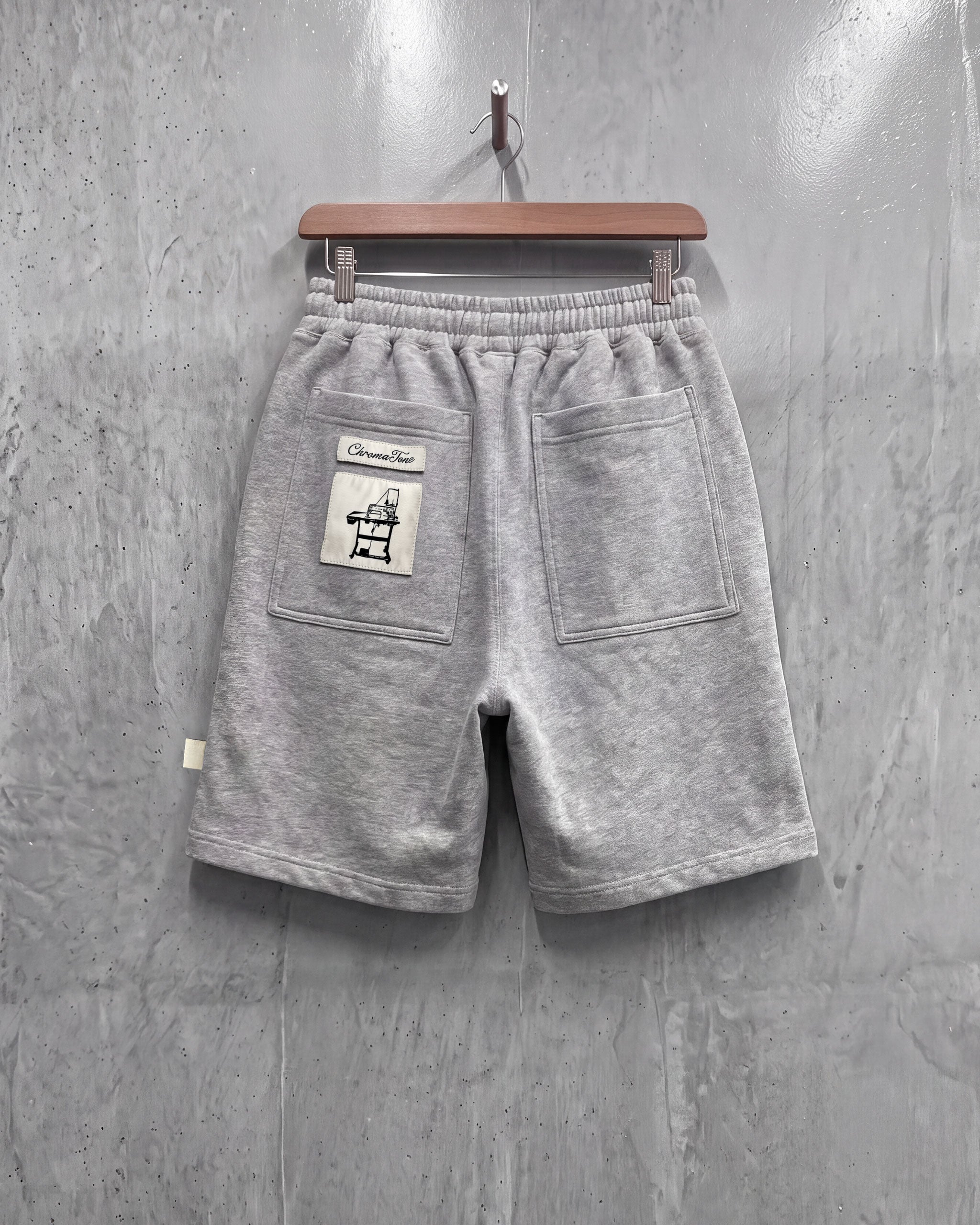 MAINLINE SWEATSHORTS [GREY]