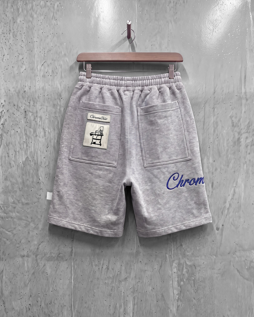 EMBROIDERED SWEATSHORTS [ROYAL BLUE]